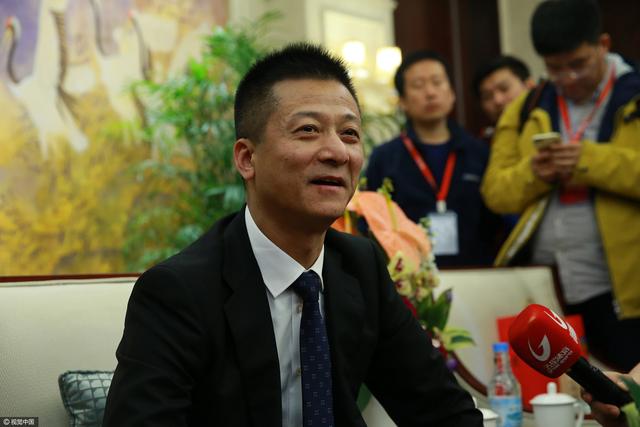 演员们都表示，经过这段;基建人的岁月，对铁道兵;逢山凿路、遇水架桥的精神有了更深刻的体悟，《峰爆》对于他们来说已经不仅仅是一部作品，更是对无数铁道兵先辈的致敬